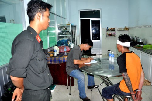 Hình ảnh nhóm giang hồ bắn trả cảnh sát bị khống chế ảnh 9