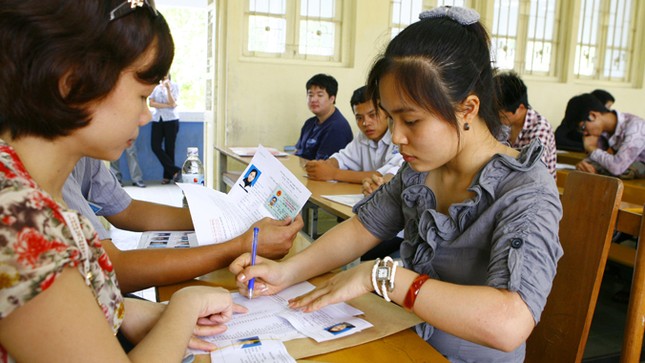 Nhiều trường đại học thêm khối thi, tăng học phí ảnh 1