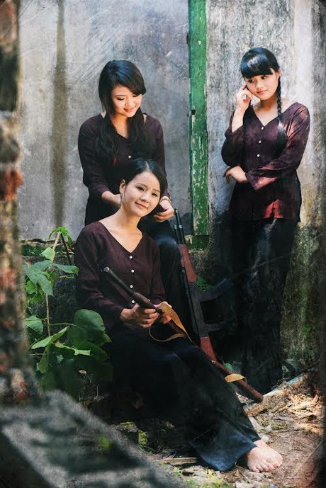 Nữ sinh hóa thân thành nữ dân quân xinh đẹp ảnh 11