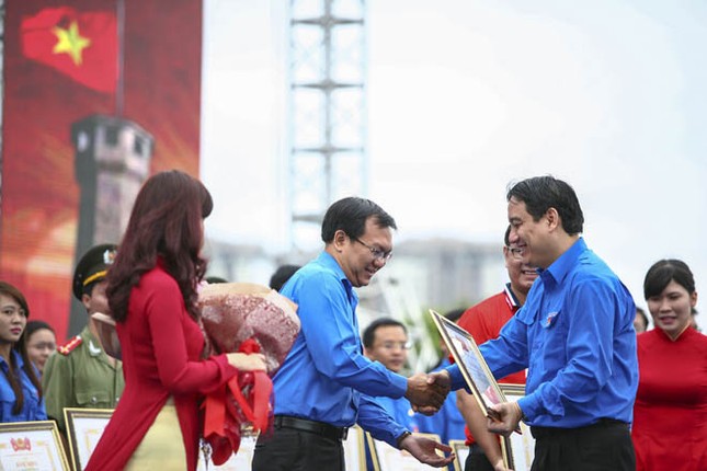 Tổng kết chiến dịch Thanh niên tình nguyện hè 2015 ảnh 3