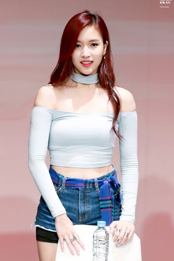Mỹ nhân Kpop khoe thân triệt để trên sân khấu ảnh 6