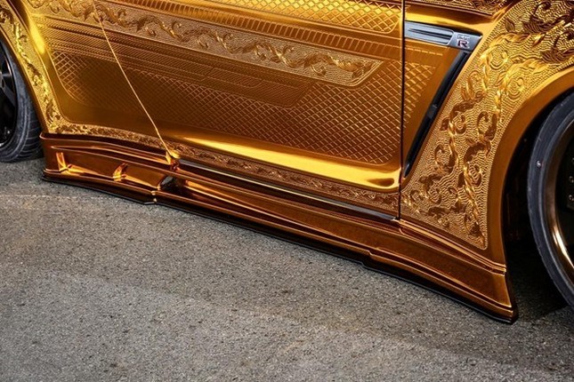 Nissan GT-R dát vàng, đắt nhất và độc nhất thế giới ảnh 9