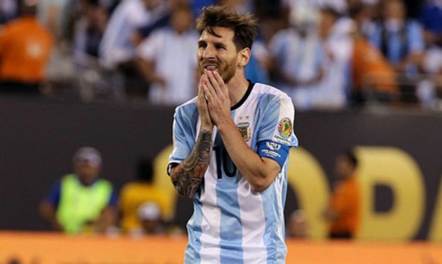 Lionel Messi: Đằng sau lời giã từ thảng thốt ảnh 1