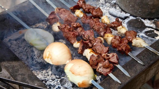 Kỳ diệu sông băng trong sa mạc Iran ảnh 5