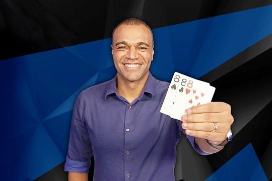Denilson: Từ sao xịt Hải Phòng tới 'thần tài' poker ảnh 4