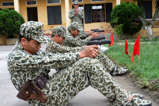 Mục kích đặc công chống khủng bố khổ luyện ảnh 8