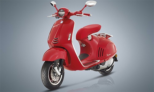 'Bỏng mắt' với siêu xe tay ga đỏ rực Vespa 946 RED ảnh 2