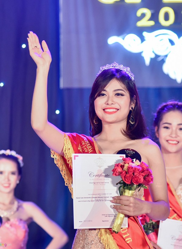 Những hoa khôi sinh viên Thủ đô nổi bật nhất năm 2016 ảnh 11