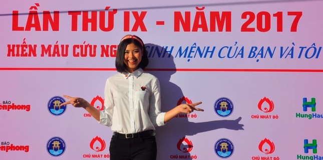Không khí náo nhiệt trong ngày hội Chủ nhật Đỏ tại TP. HCM ảnh 1