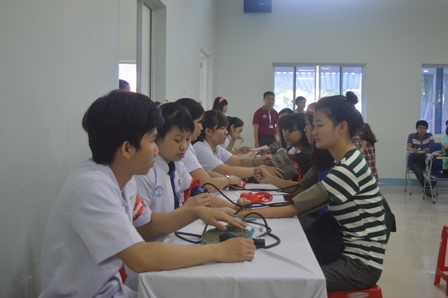 Không khí náo nhiệt trong ngày hội Chủ nhật Đỏ tại TP. HCM ảnh 8