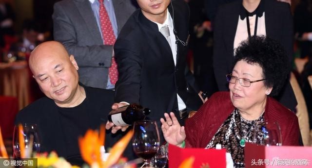 Chuyện tình đẹp đến rơi lệ của Đường Tăng và vợ tỷ phú hơn 11 tuổi ảnh 7