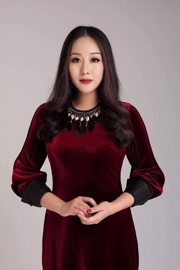Showbiz đầu năm: Người kết hôn trong đêm giao thừa, kẻ nhập viện ảnh 5