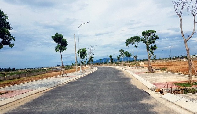 Cơn sốt đất ‘điêu tàn’, tiền tỉ chôn cứng đại gia tháo chạy ảnh 1