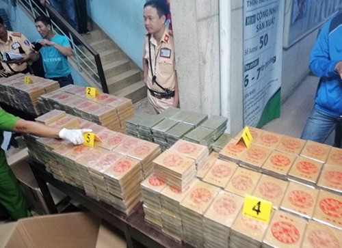 Truy tố kẻ vận chuyển 895 bánh heroin, lớn nhất từ trước đến nay ảnh 2