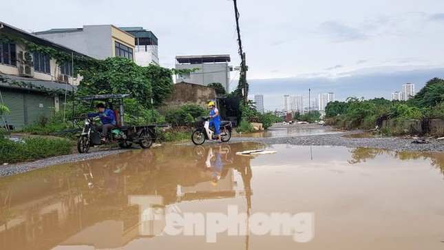 Đường nghìn tỷ chi chít 'ổ trâu, ổ gà' ở Hà Nội: Qua 6 Chủ tịch phường không GPMB xong ảnh 3
