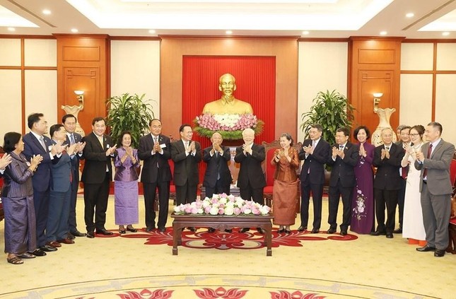 Hình ảnh Tổng Bí thư Nguyễn Phú Trọng tiếp Chủ tịch Quốc hội Campuchia ảnh 8