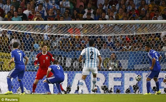 Argentina - Bosnia (2-1): Điệu Tango chưa khớp nhịp ảnh 10