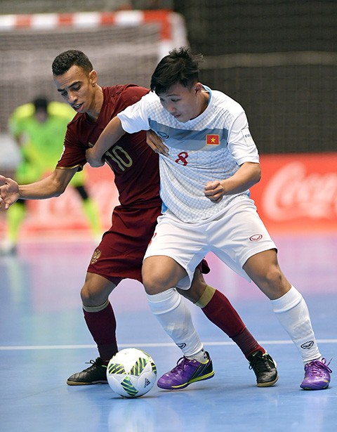 Thua đậm Nga, tuyển Việt Nam chia tay Futsal World Cup ảnh 5