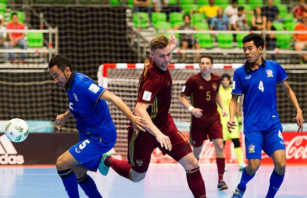 Thua đậm Nga, tuyển Việt Nam chia tay Futsal World Cup ảnh 4