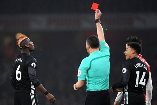 Man Utd trả giá đắt cho chiến thắng trước Arsenal ảnh 1