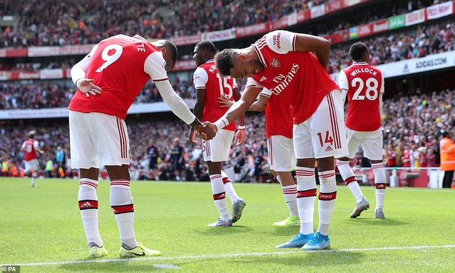 Kết quả vòng 2 Ngoại hạng Anh: Arsenal, Liverpool toàn thắng ảnh 7