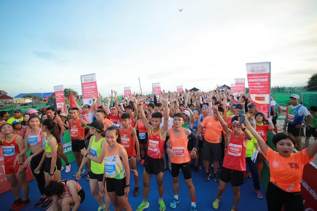 Tiền Phong Marathon 2020: Những ngôi vô địch xứng đáng ảnh 27