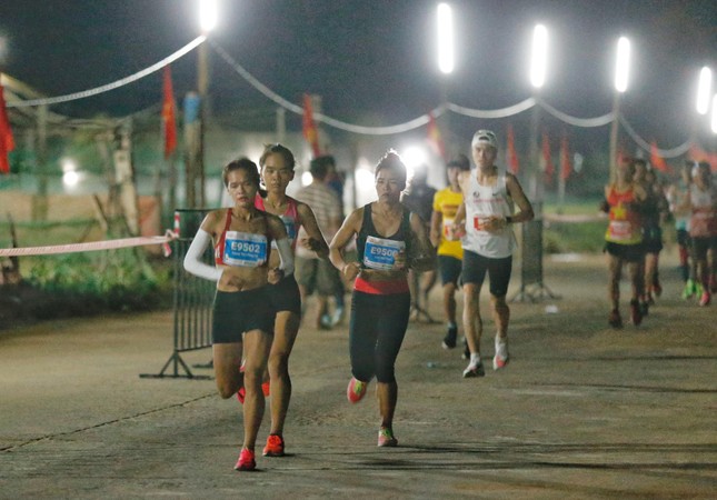 Tiền Phong Marathon 2020: Những ngôi vô địch xứng đáng ảnh 10