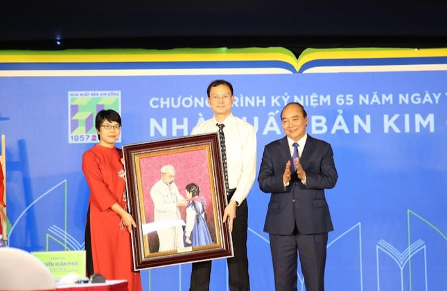 Chủ tịch nước Nguyễn Xuân Phúc: NXB Kim Đồng cần đột phá, sáng tạo trong xuất bản số ảnh 2
