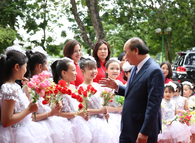 Chủ tịch nước Nguyễn Xuân Phúc: NXB Kim Đồng cần đột phá, sáng tạo trong xuất bản số ảnh 3