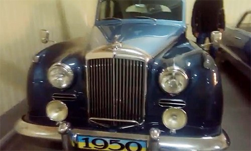 Bộ sưu tập 70 xe của cựu tổng thống Ukraine ảnh 3