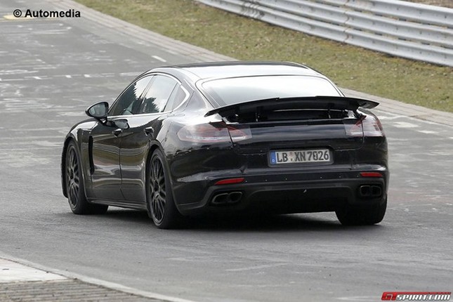 Xế sang Porsche Panamera 'lộ nguyên hình' phiên bản mới ảnh 4