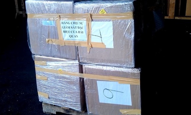 Lật tẩy chiêu trò buôn lậu lượng lớn thuốc tân dược ảnh 1