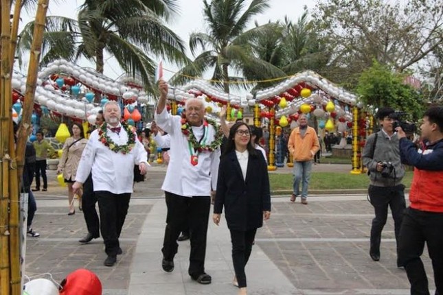 Ấn tượng 12 sắc màu quốc tại liên hoan ẩm thực Hội An ảnh 2