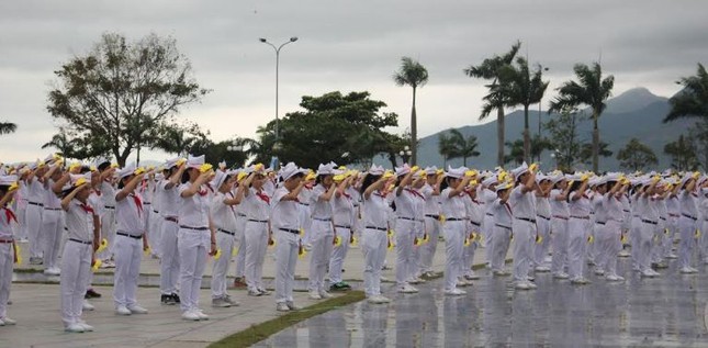 5.000 bạn trẻ đồng diễn mừng sinh nhật Đoàn ảnh 3