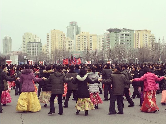 Người Triều Tiên tưng bừng kỷ niệm ngày sinh cố Chủ tịch Kim Jong-il ảnh 5