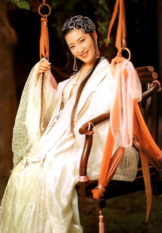Vẻ gợi cảm, lẳng lơ của Phan Kim Liên ‘bạo’ nhất màn ảnh thế kỷ 20 ảnh 5