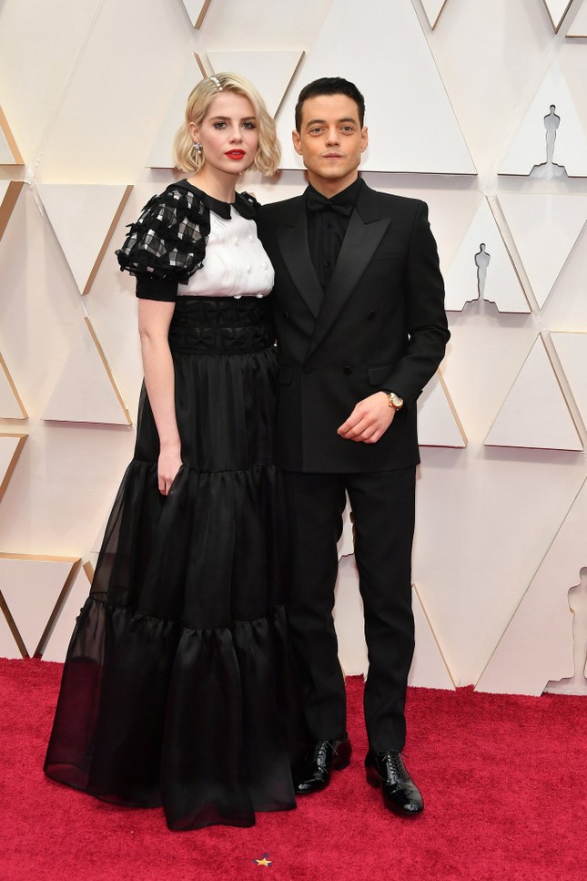 Dàn mỹ nhân Hollywood mặc gợi cảm táo bạo, đổ bộ thảm đỏ Oscar 2020 ảnh 17