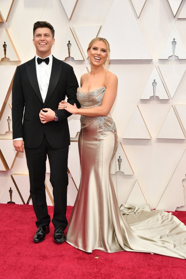 Dàn mỹ nhân Hollywood mặc gợi cảm táo bạo, đổ bộ thảm đỏ Oscar 2020 ảnh 2