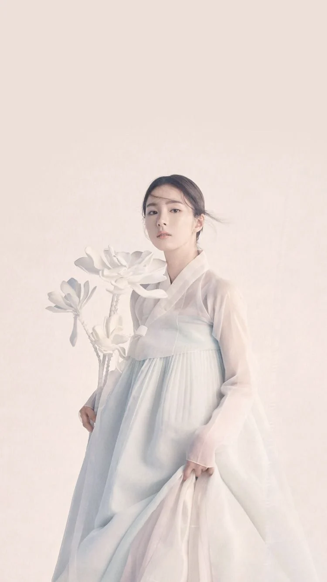 Loạt mỹ nhân Hàn đẹp như cổ tích trong trang phục truyền thống hanbok ảnh 7