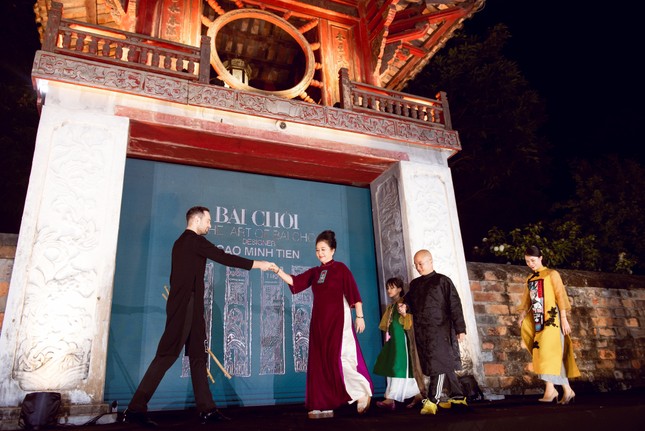 Những điểm nhấn áo dài và di sản ở Văn Miếu ảnh 6