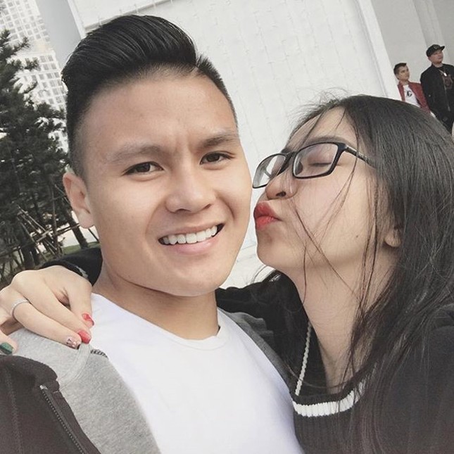 Dân mạng cười ngất bạn gái Quang Hải: Quảng cáo thuốc giảm cân, 5 ngày sau lại dùng... thuốc tăng cân ảnh 1