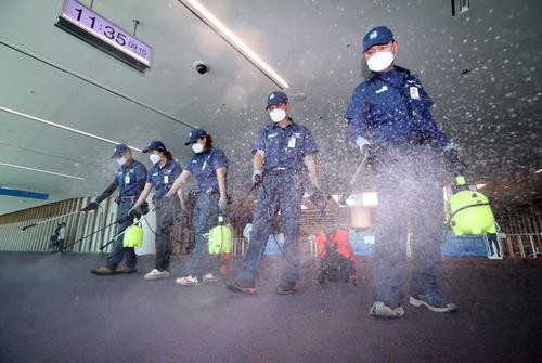 Lo sợ dịch MERS bùng phát, Hàn Quốc kiểm soát chặt chẽ sân bay Incheon ảnh 2