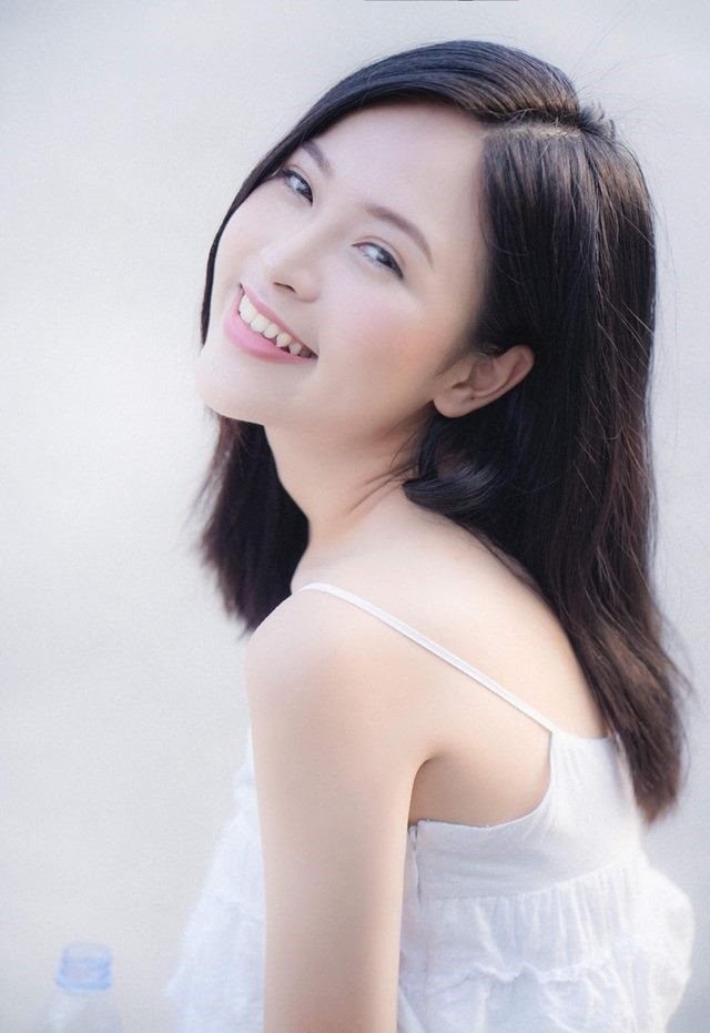 Xuất hiện thêm một "hot girl ngủ gật" xinh đẹp tựa nữ thần khiến dân mạng "rần rần truy link" ảnh 3