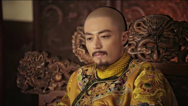 "Như Ý truyện": Càn Long ngày càng biến chất, fan mong Như Ý sớm "cắt tóc đoạn tình" ảnh 2