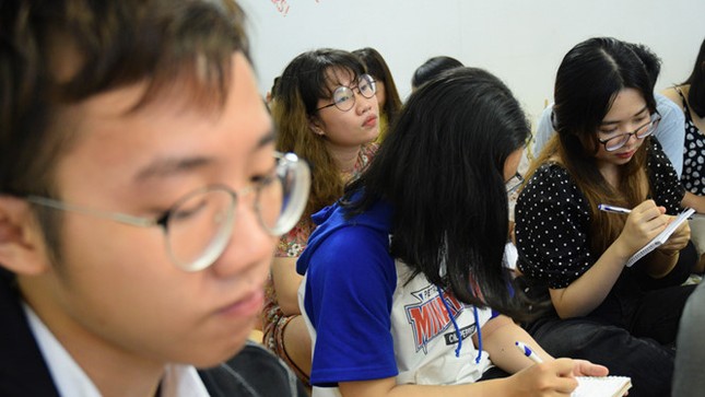Áp lực mang tên "con của giáo viên" ảnh 1