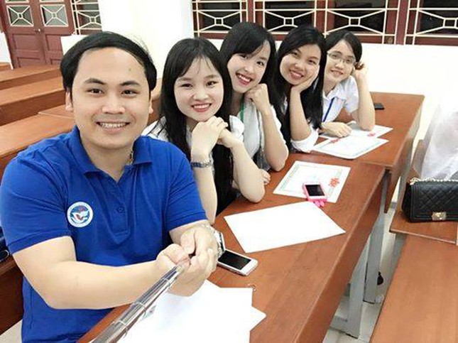 Điểm lại những lần thầy cô ra tay ghi lời phê "chất như nước cất" ảnh 6