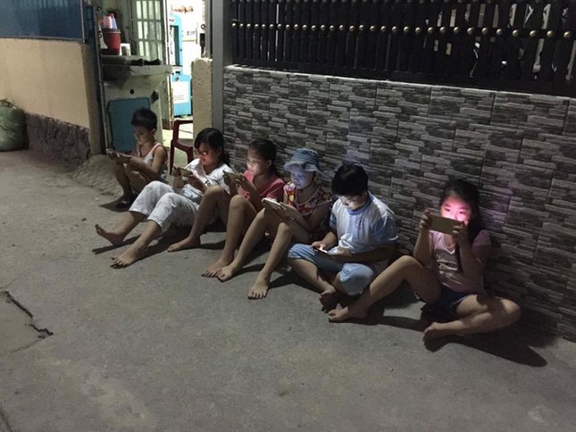 Tìm được "thủ phạm" khiến mạng wifi cửa hàng luôn chậm ảnh 1