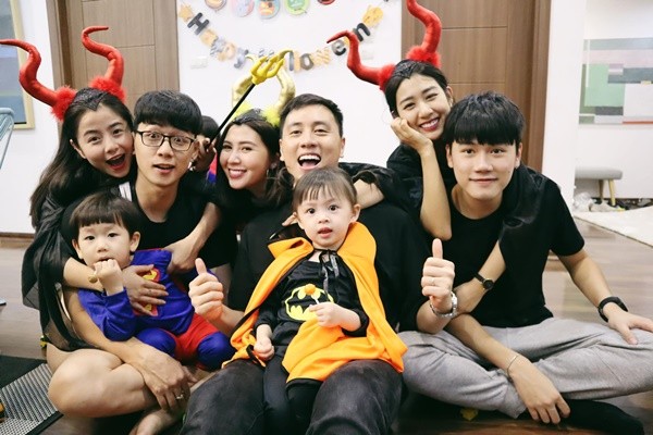Ba em bé "hot" nhất MXH Cam - Xoài - Đậu hóa thân thành siêu anh hùng trong Halloween ảnh 1