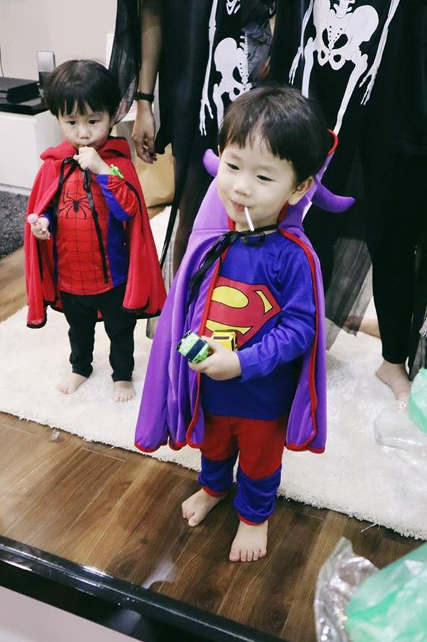 Ba em bé "hot" nhất MXH Cam - Xoài - Đậu hóa thân thành siêu anh hùng trong Halloween ảnh 7