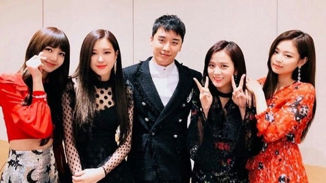 Seungri luôn có mối quan hệ tốt với BLACK PINK